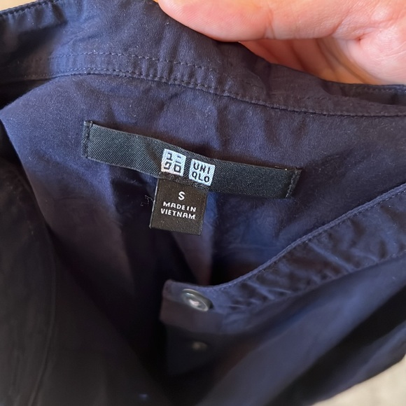 Free- Uniqlo button down top - Picture 2 of 2